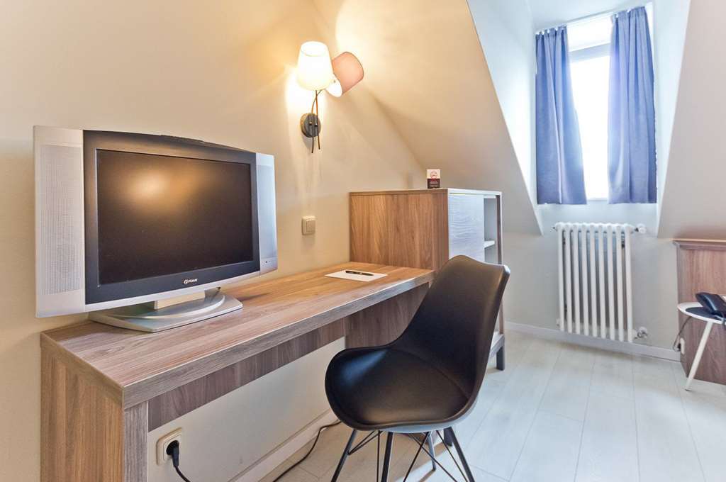 Astor 4*