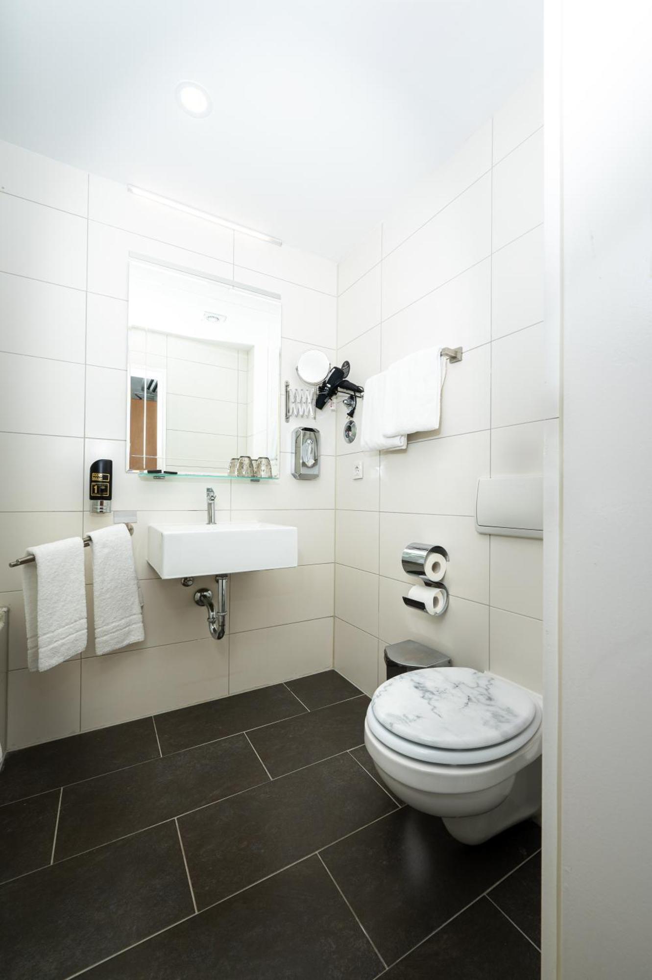 Arthotel Ana Astor Hotel 4*